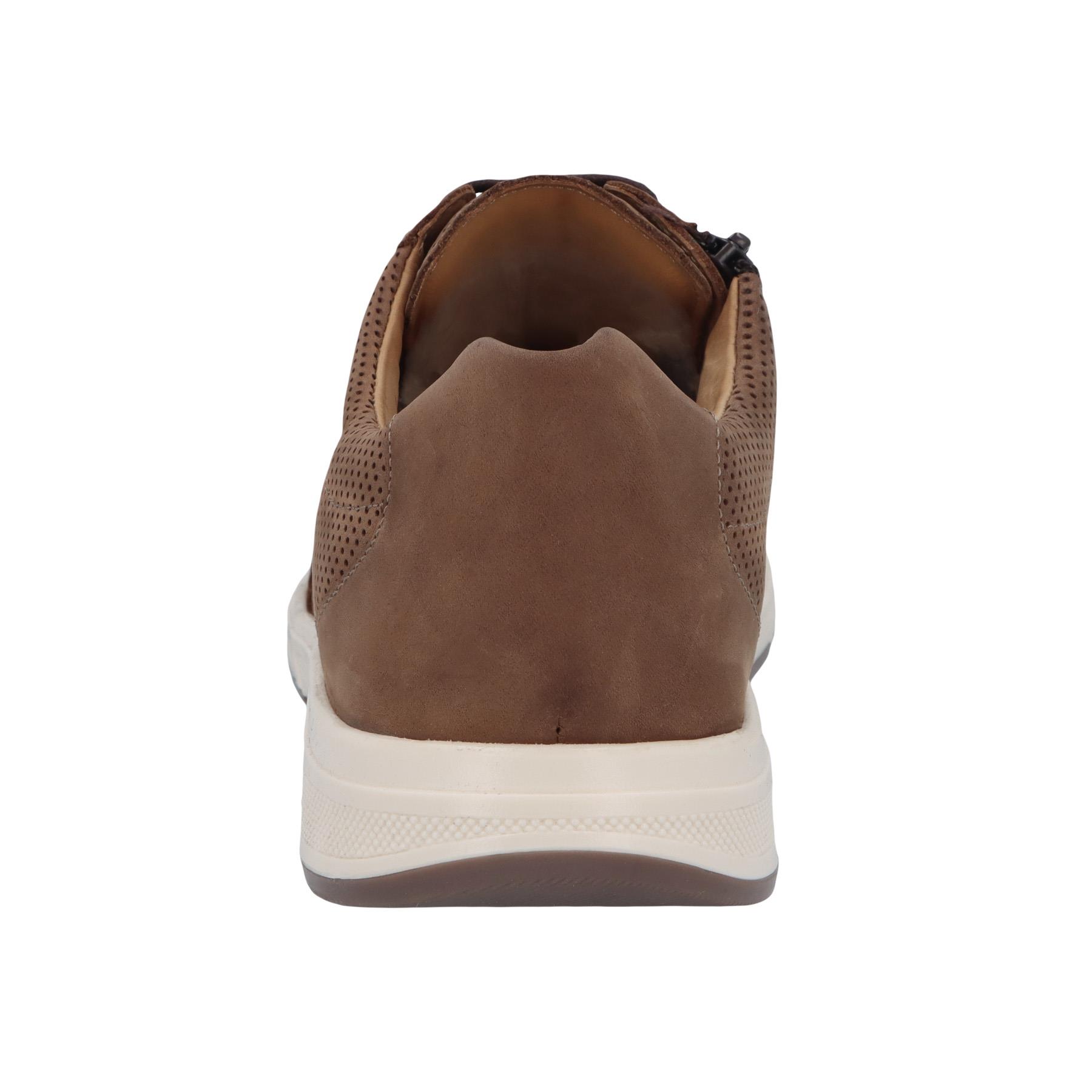 braune halbschuh hinteransicht