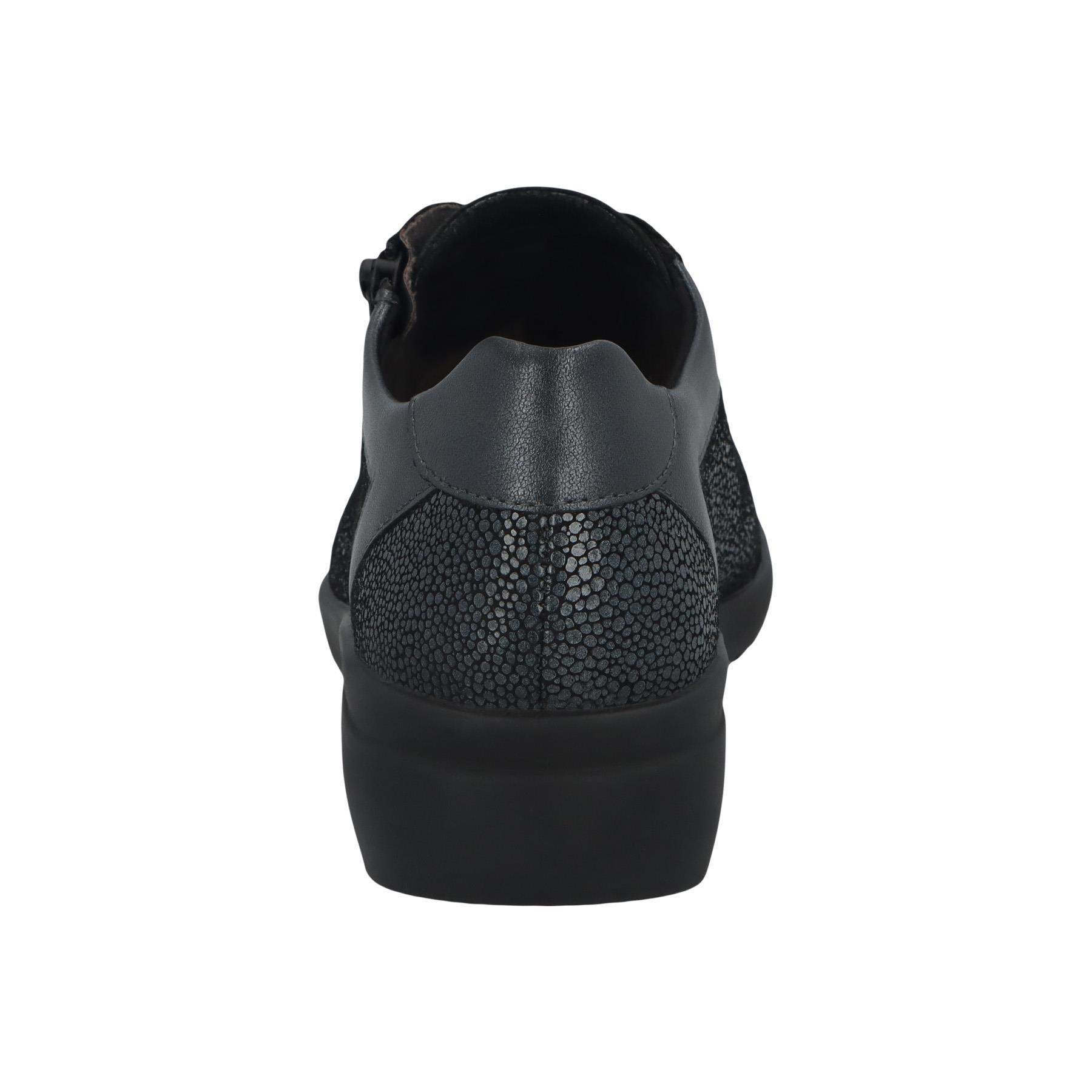 braune halbschuh hinteransicht