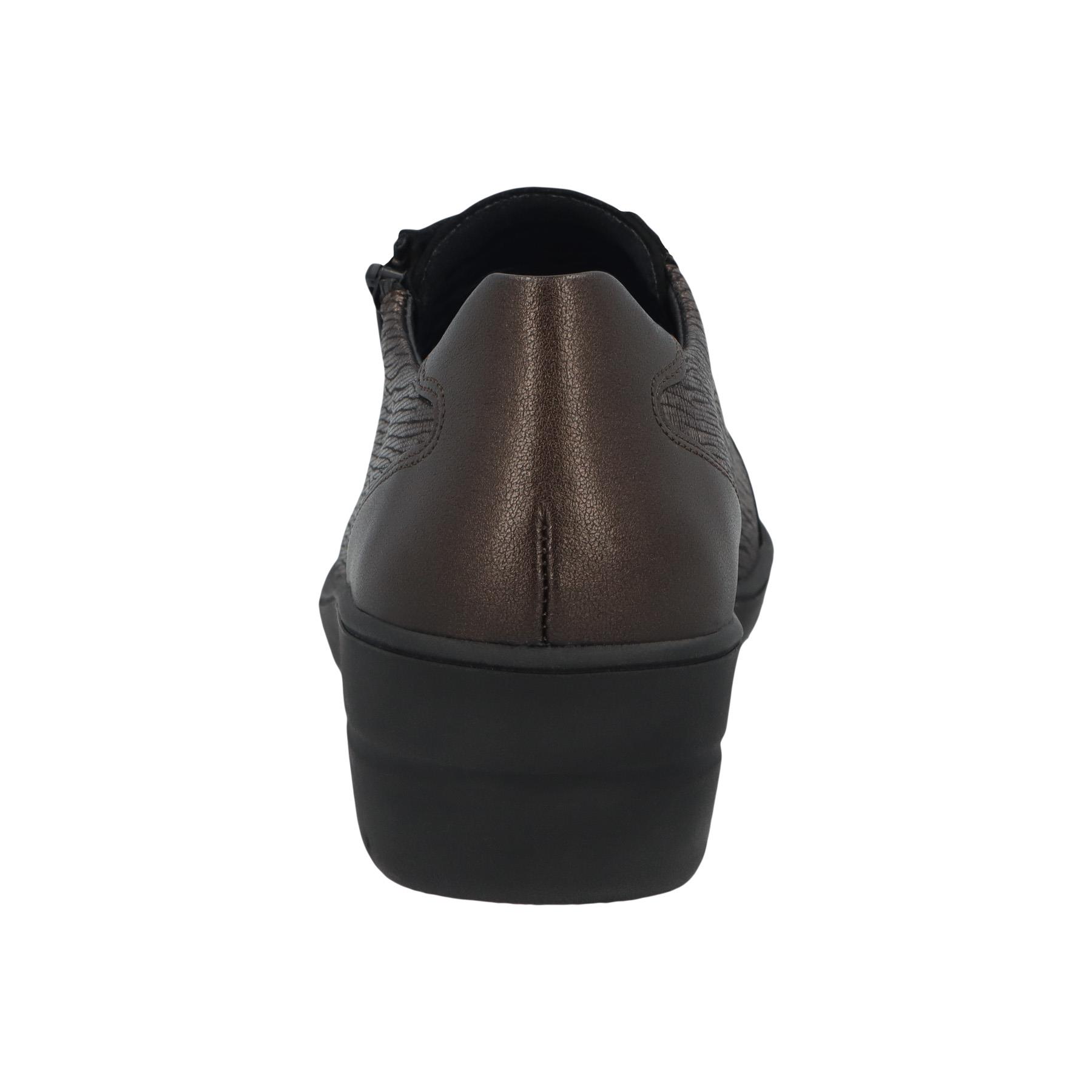 schwarze halbschuh hinteransicht