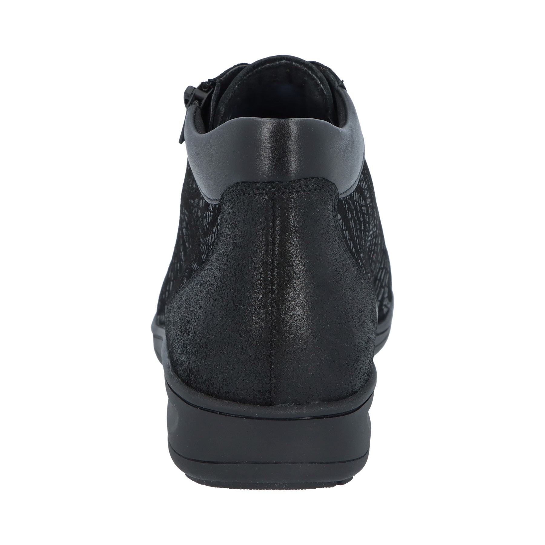schwarze stiefel hinteransicht