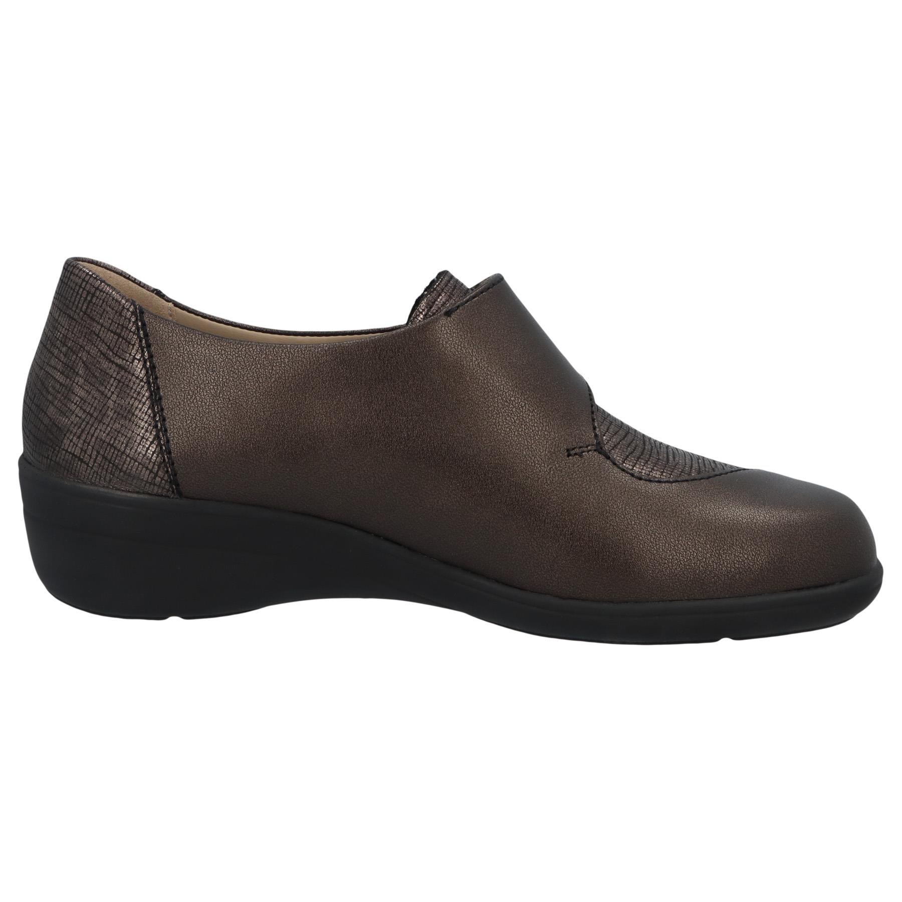 schwarze slipper seitenansicht rechts