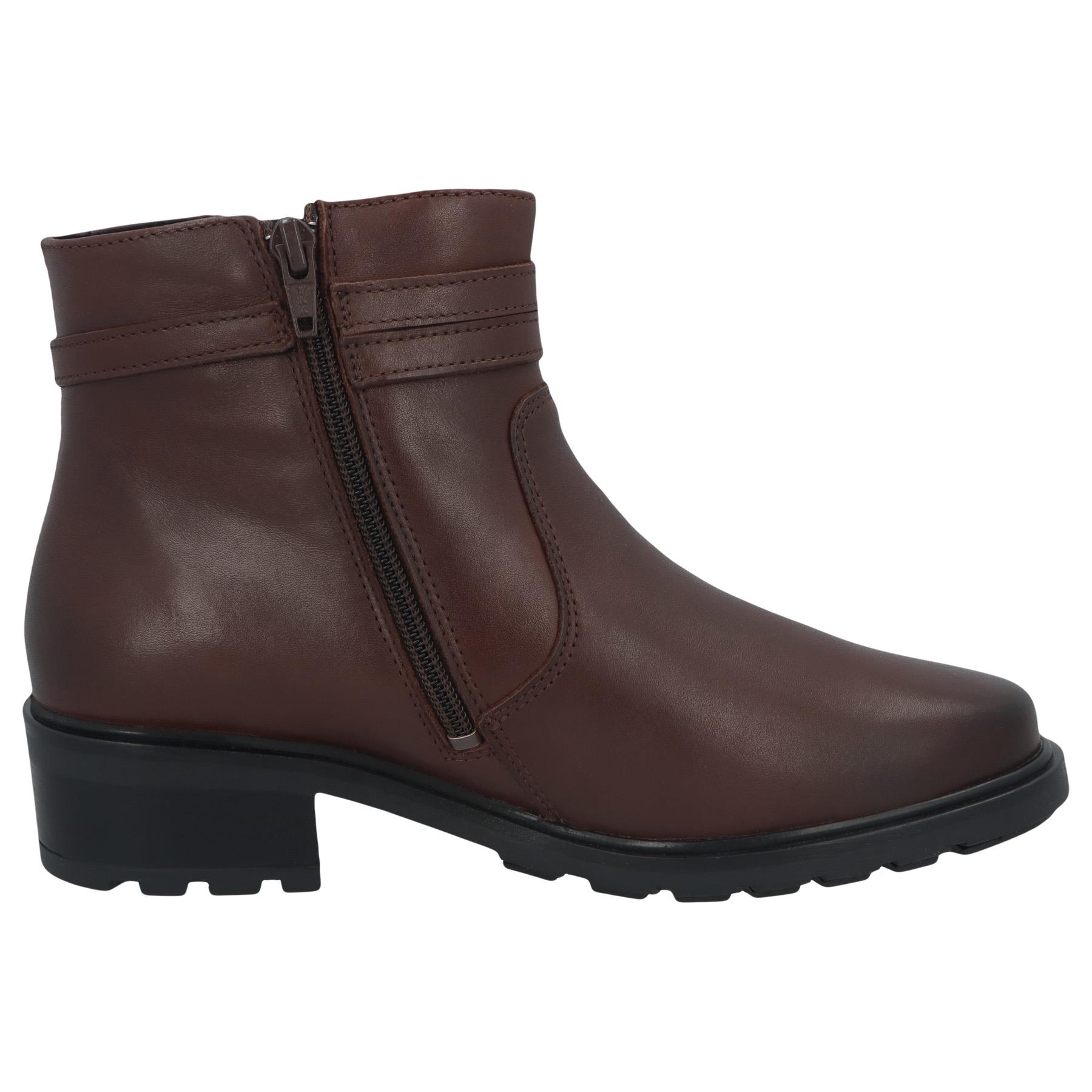 braune stiefel seitenansicht rechts