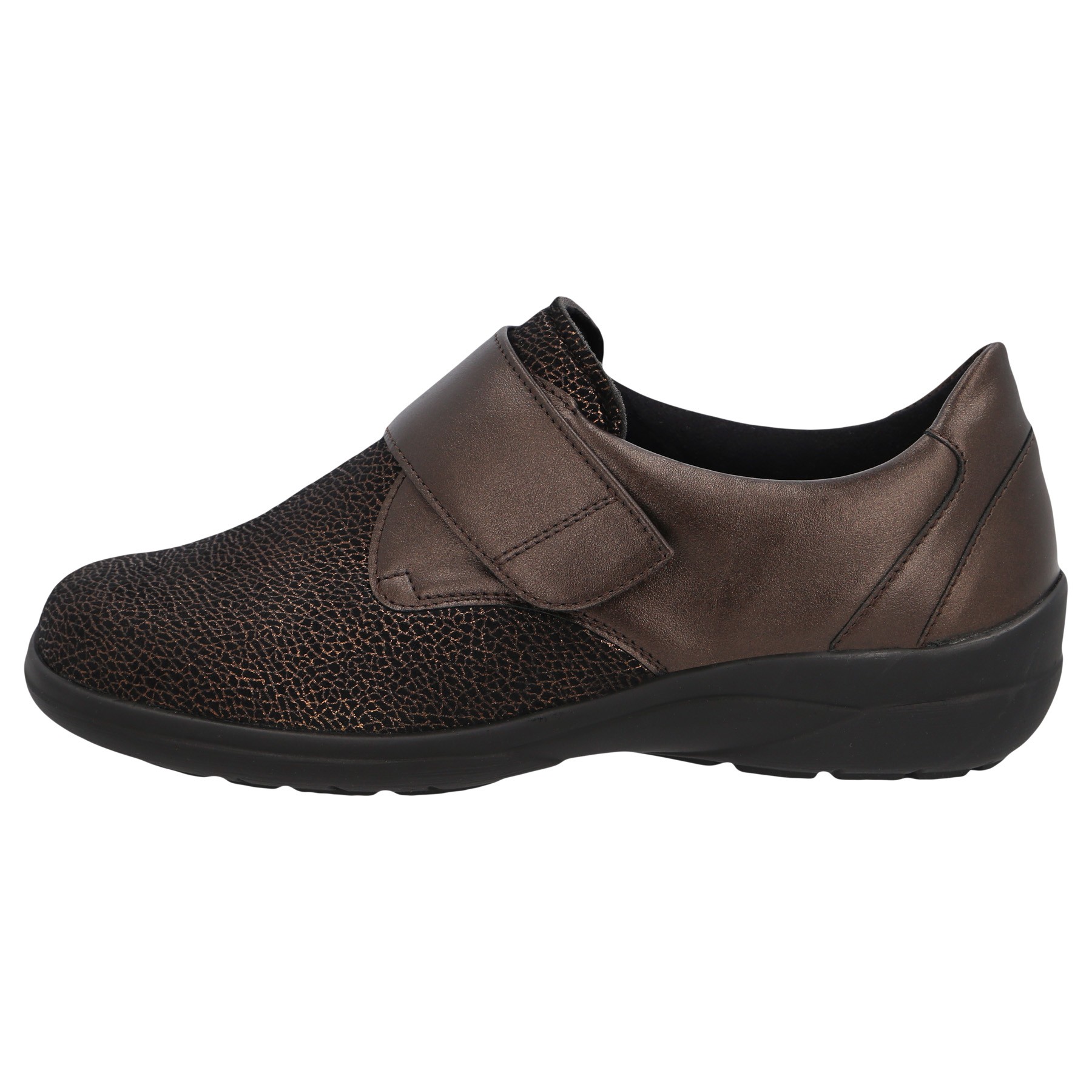 braune slipper seitenansicht links