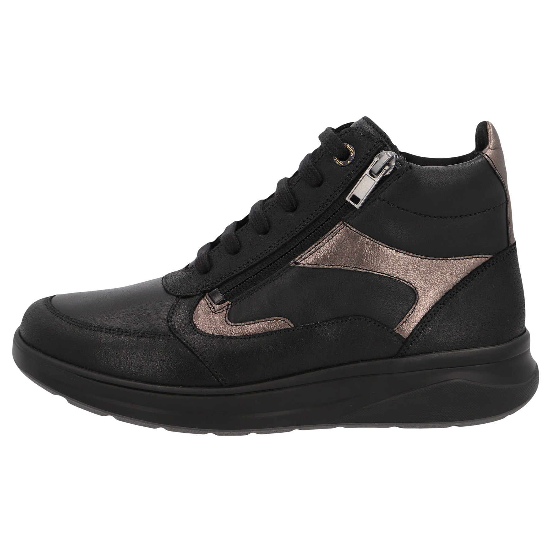 schwarze stiefel seitenansicht links