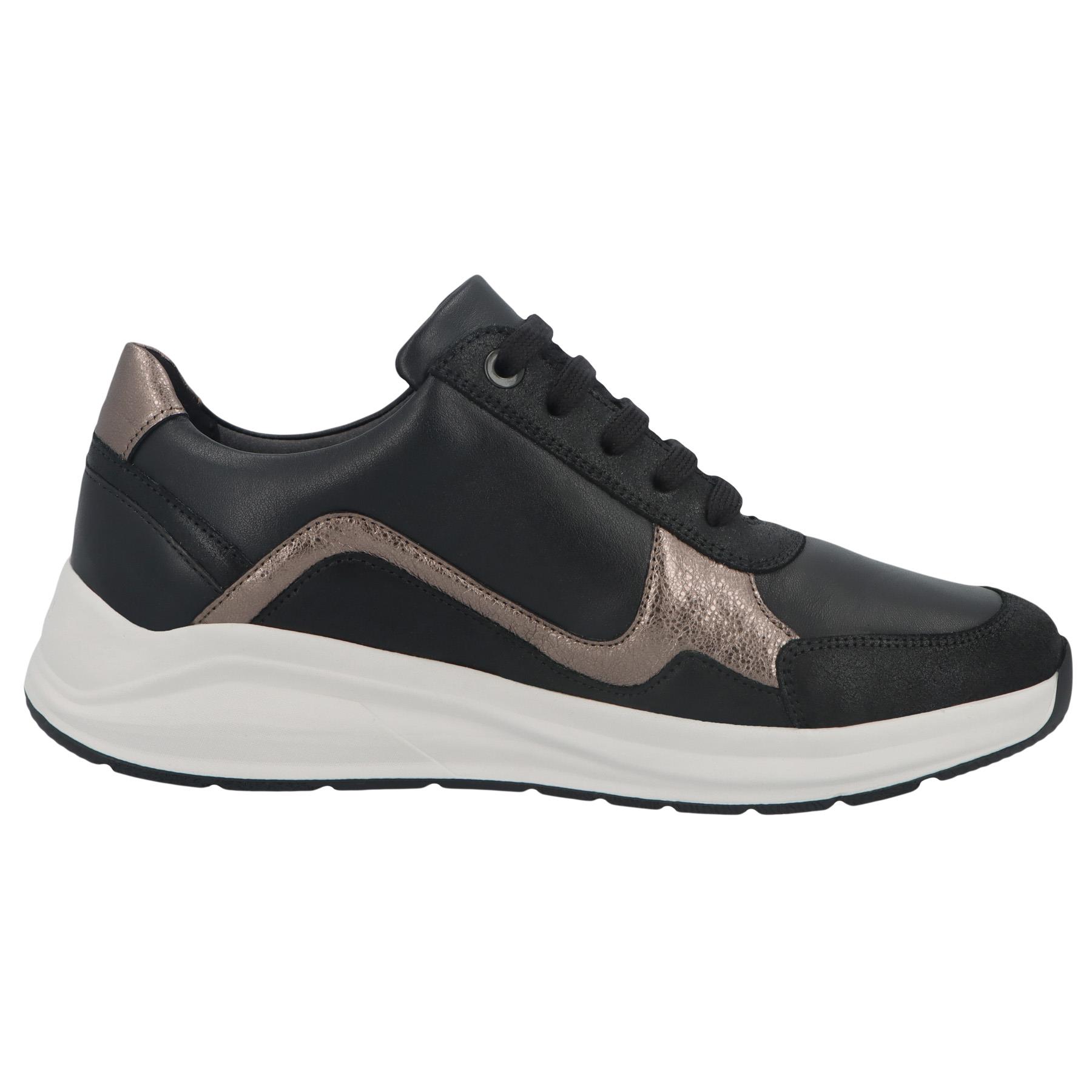 schwarze halbschuh seitenansicht rechts