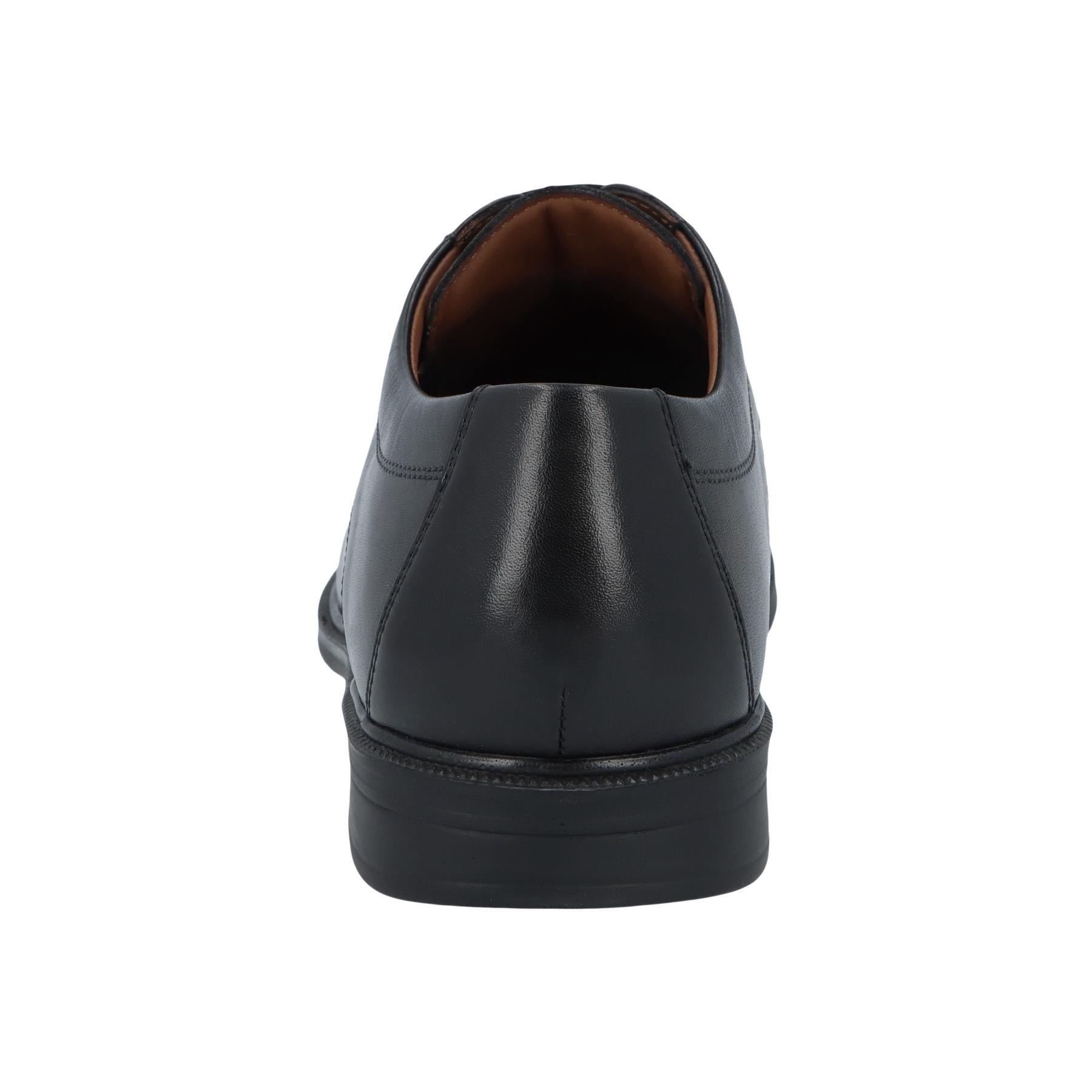 schwarze halbschuh hinteransicht