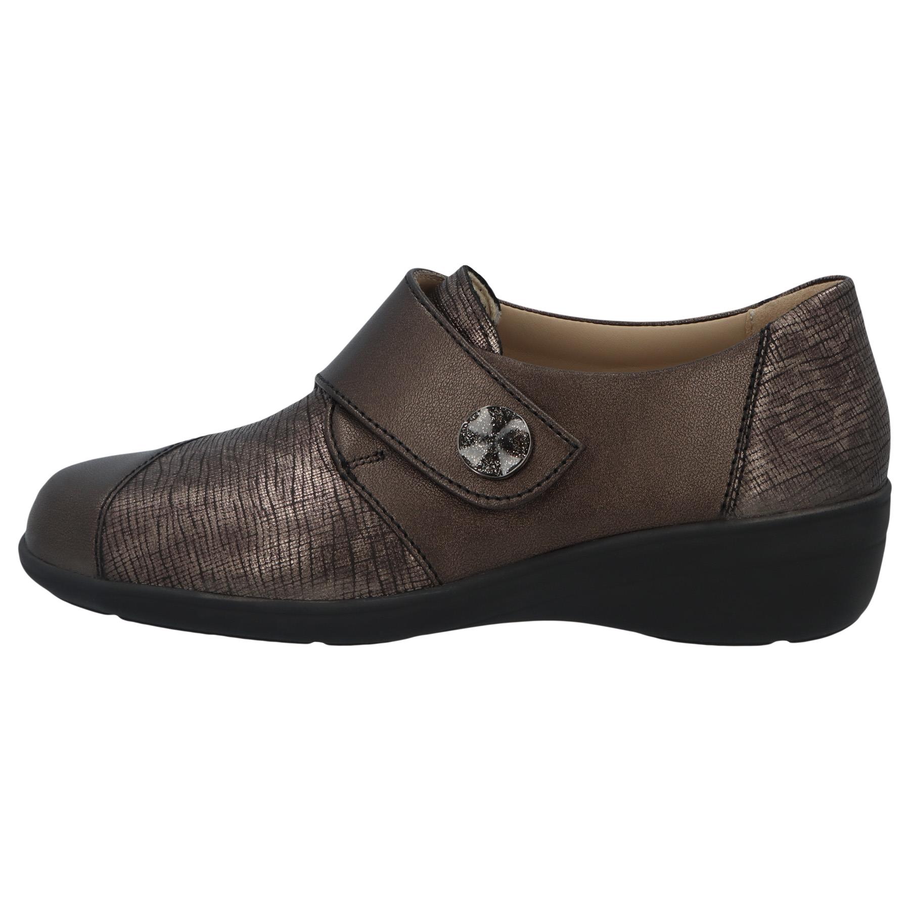 schwarze slipper seitenansicht links