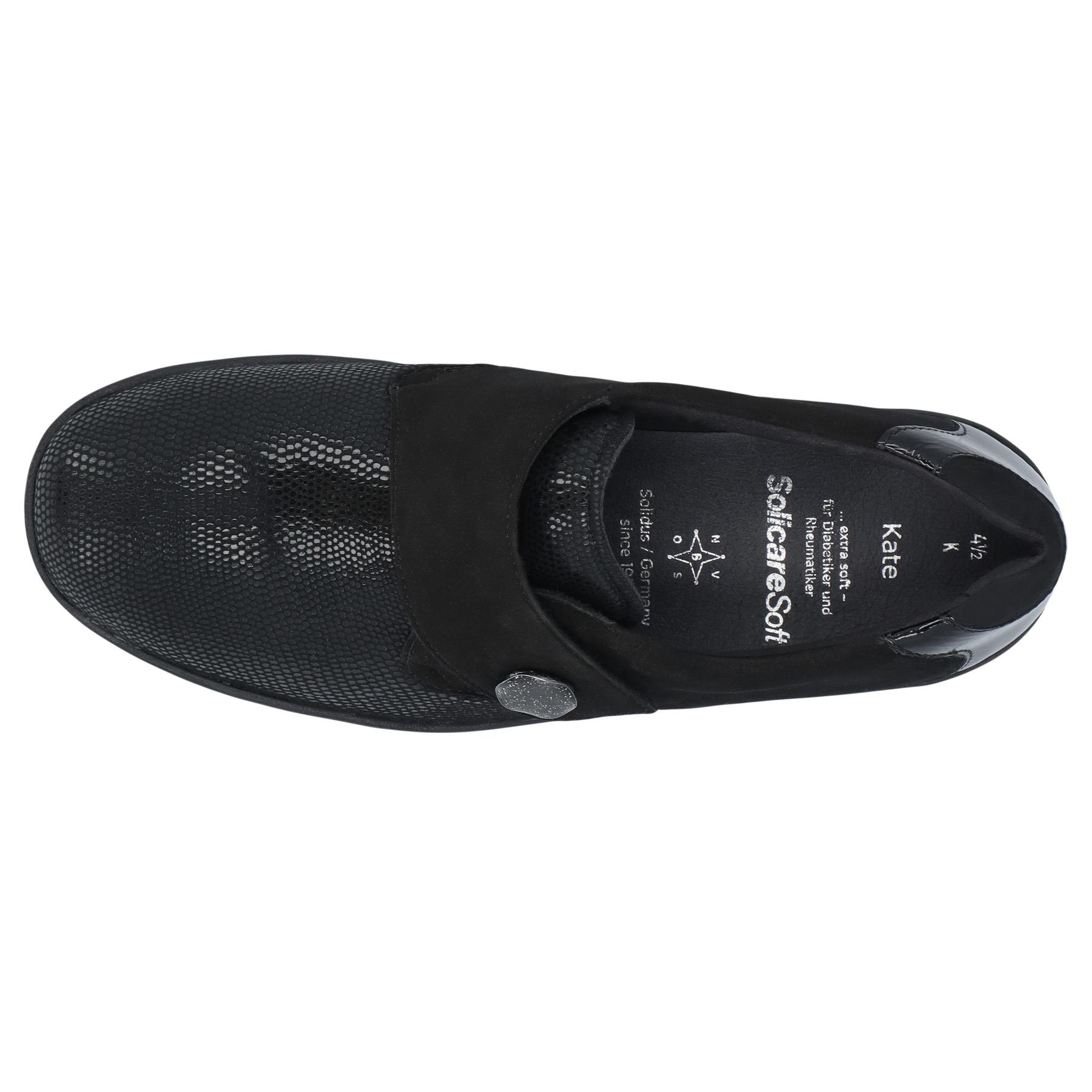 schwarze slipper draufsicht