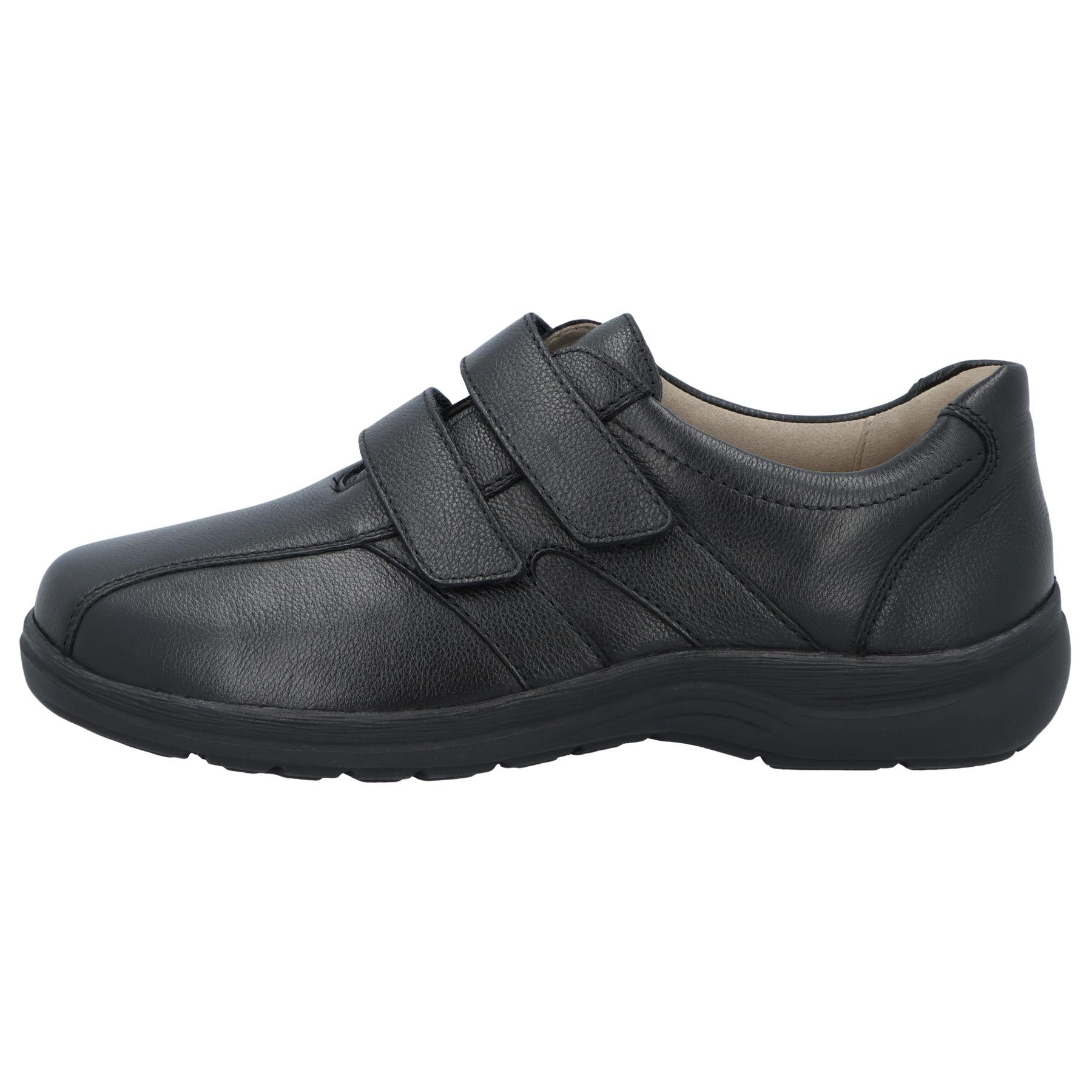 schwarze slipper seitenansicht links