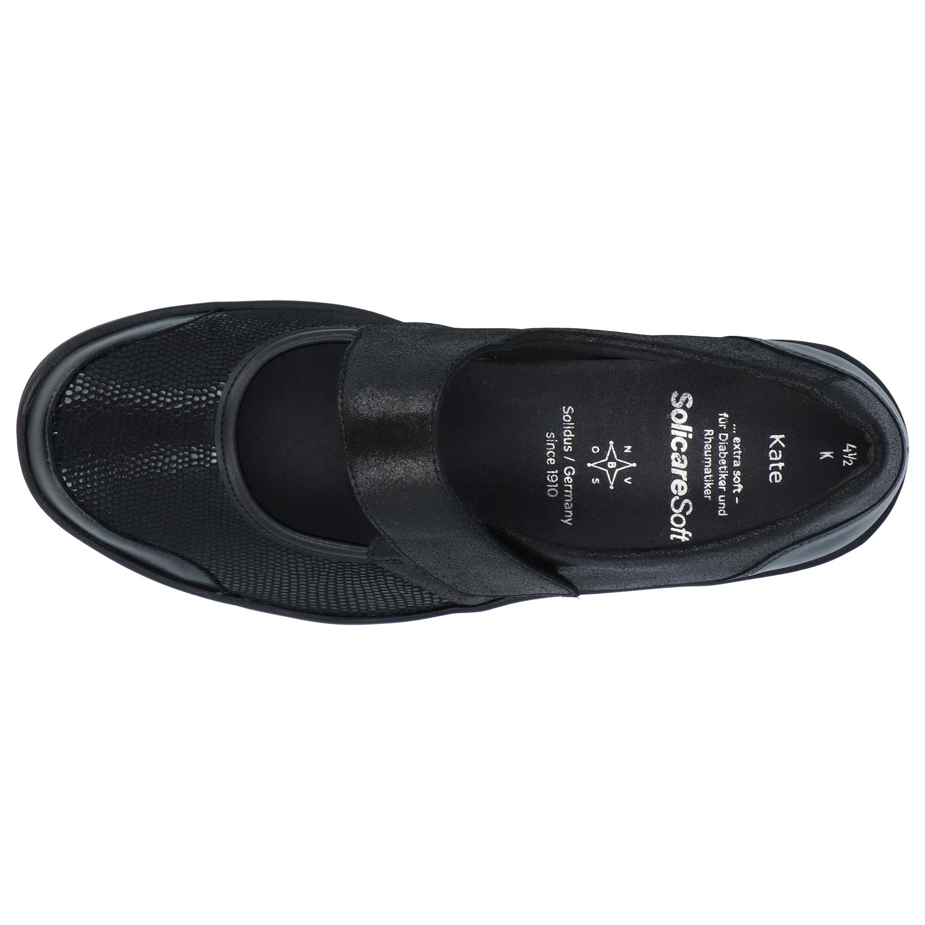 schwarze slipper draufsicht