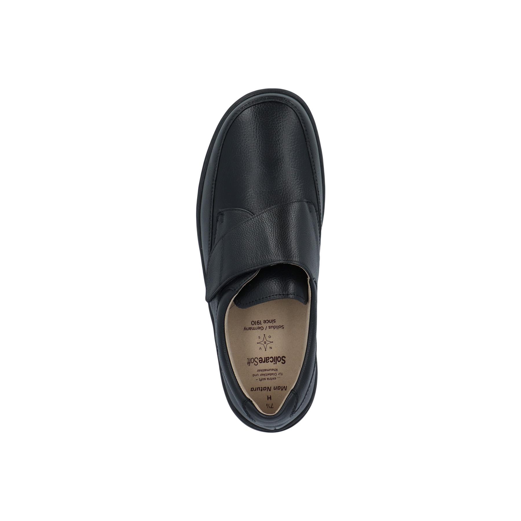 schwarze slipper draufsicht