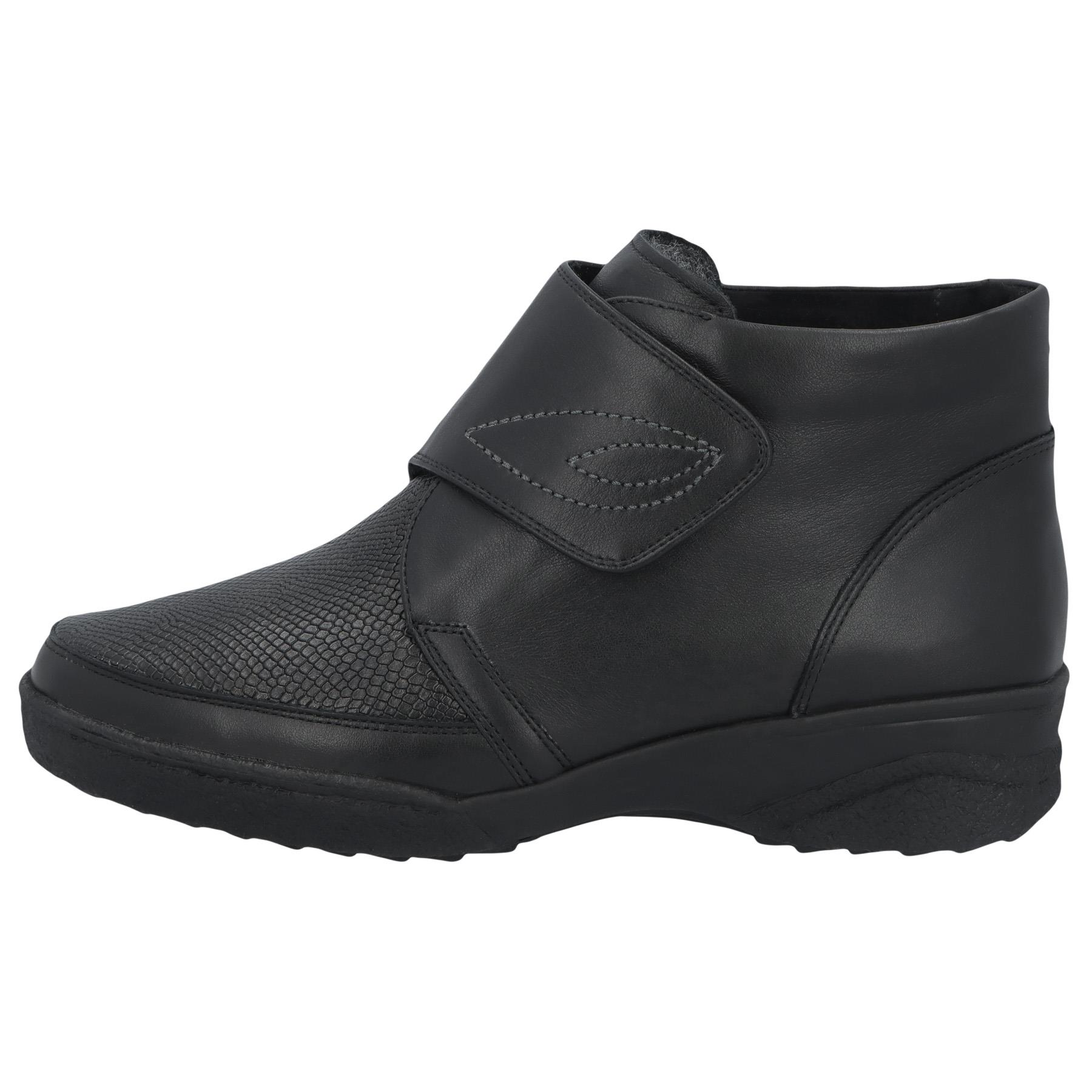 schwarze stiefel seitenansicht links