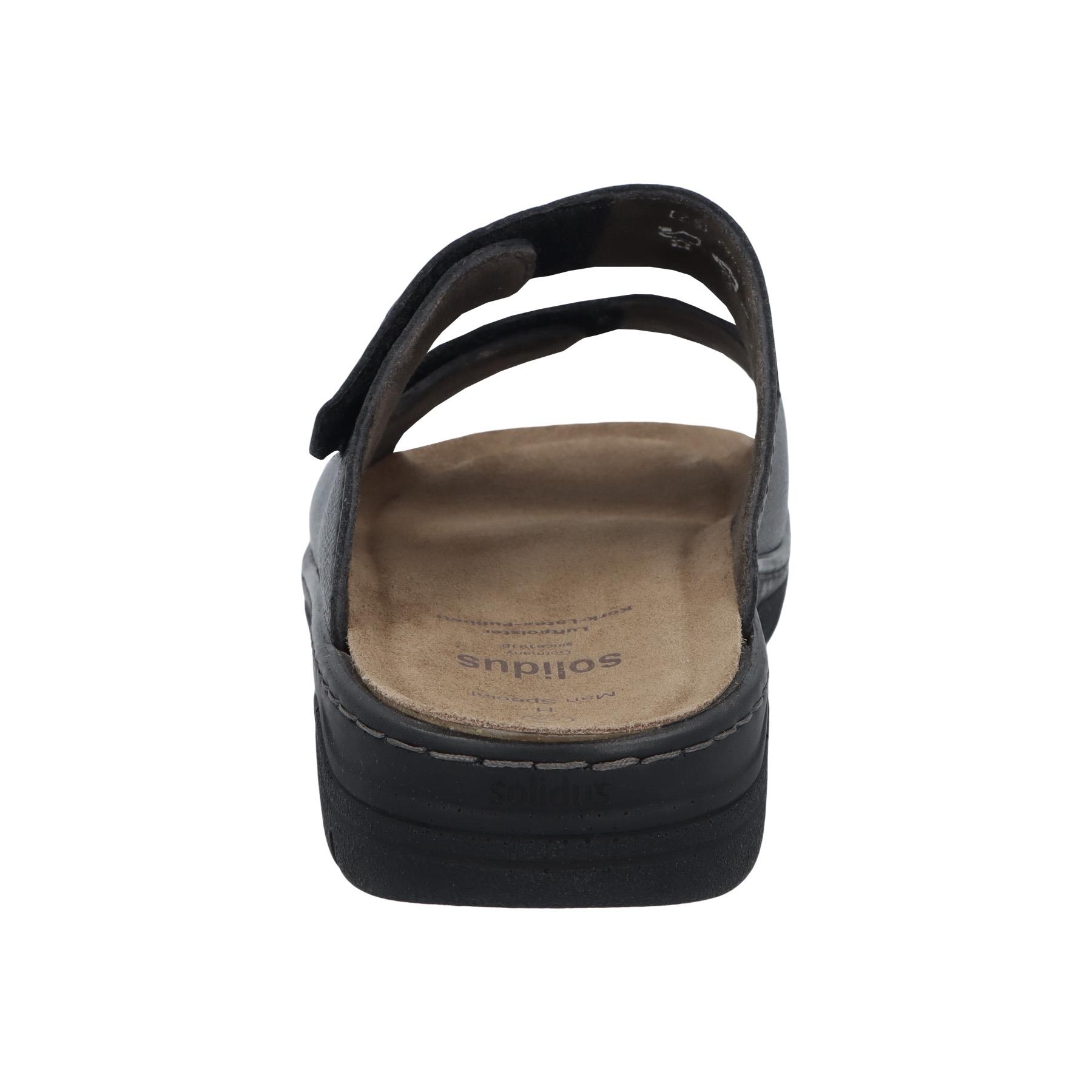 schwarze pantolette hinteransicht