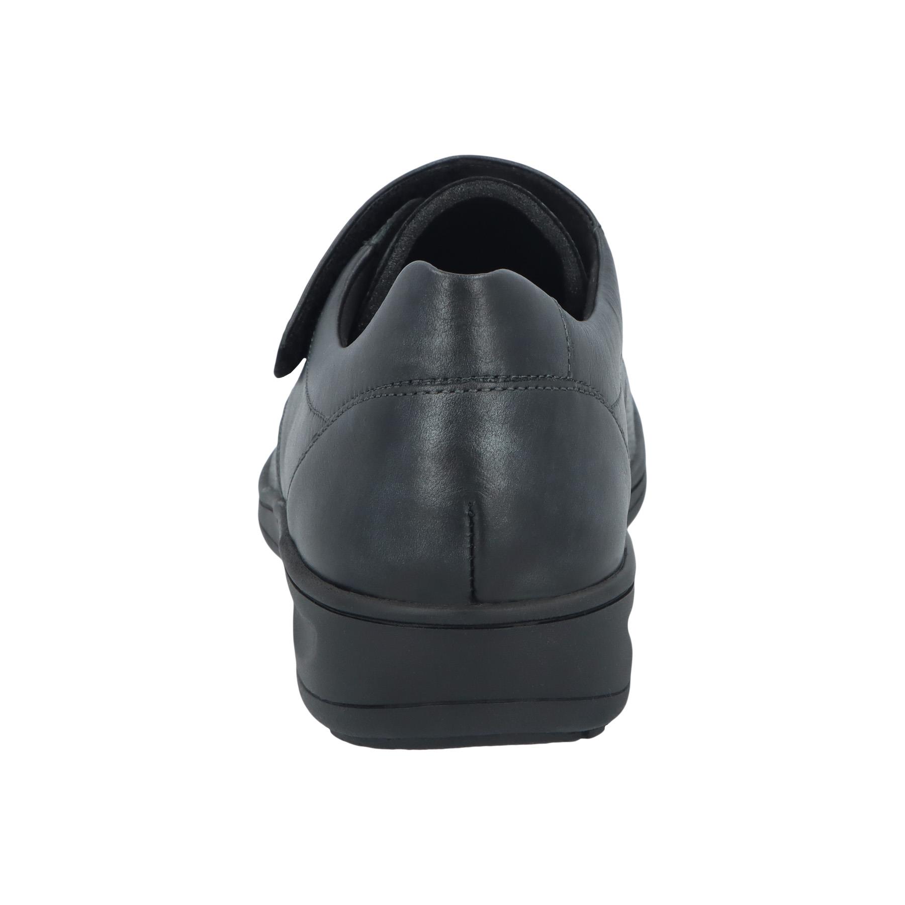 graue slipper hinteransicht