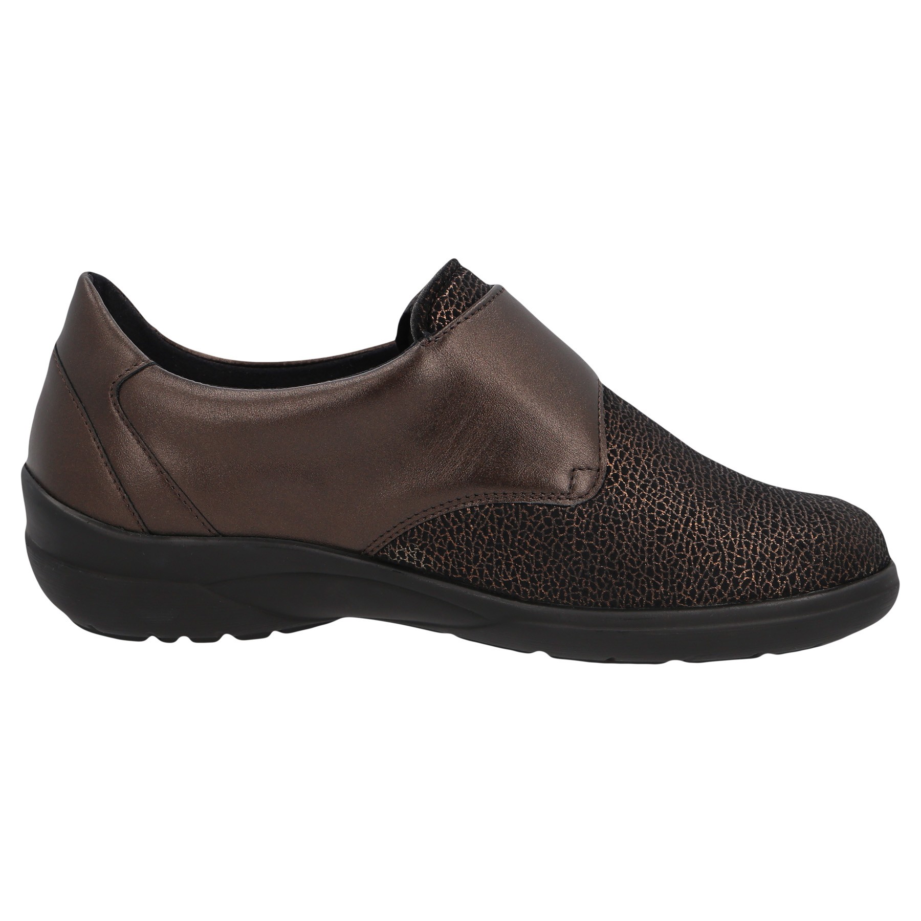 braune slipper seitenansicht rechts