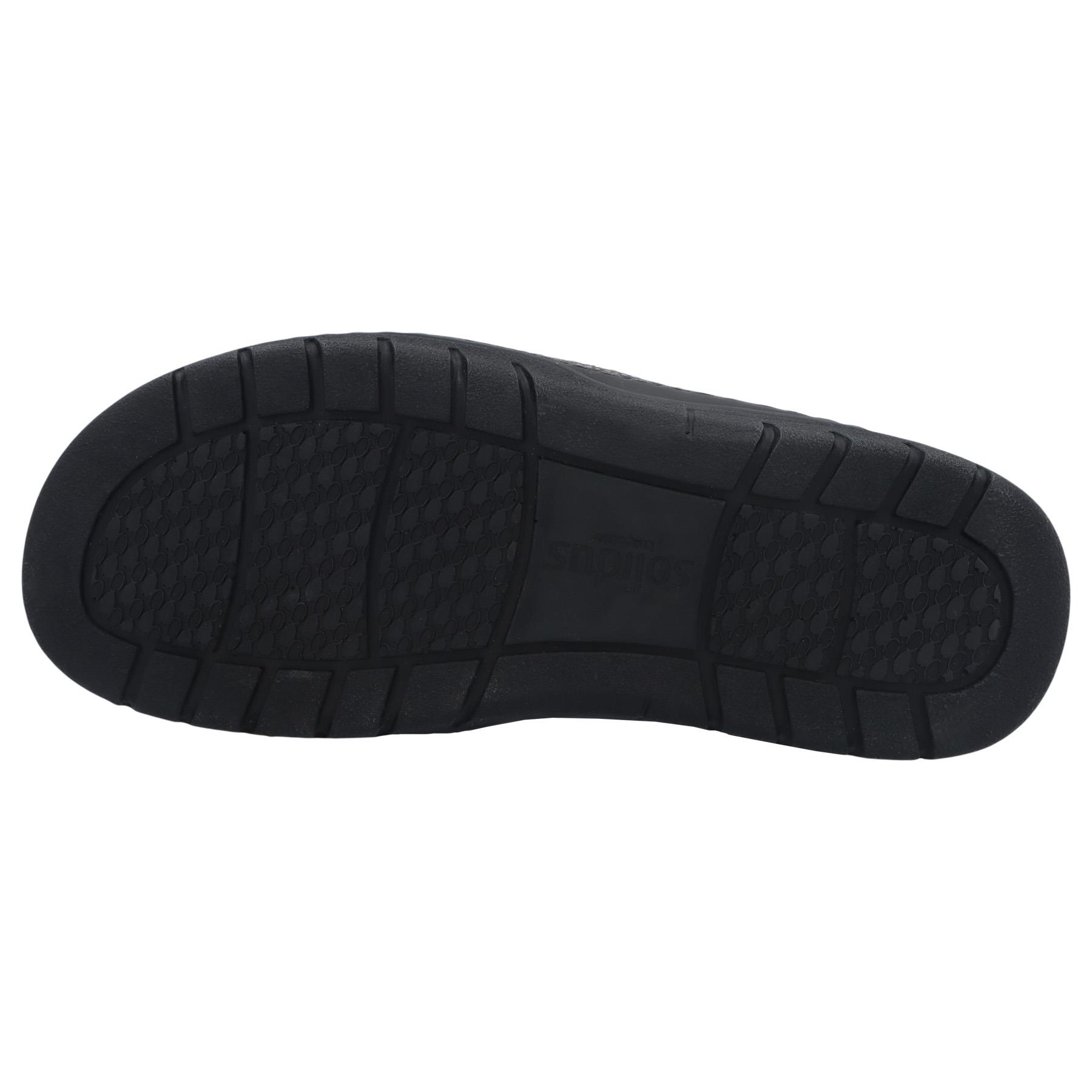 blaue sandale sohlenansicht