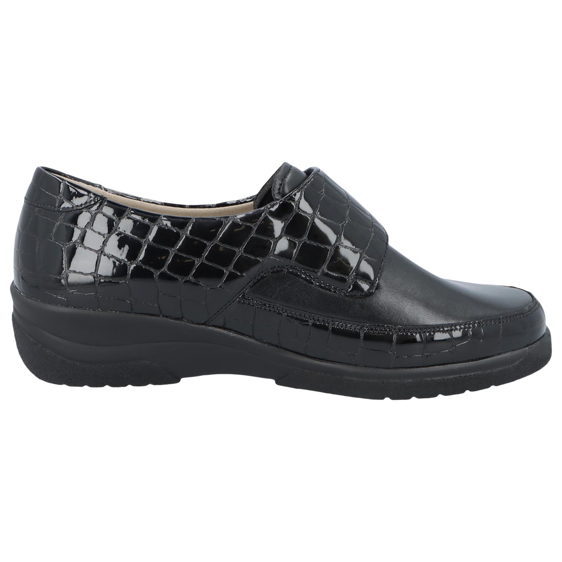 schwarze slipper seitenansicht rechts