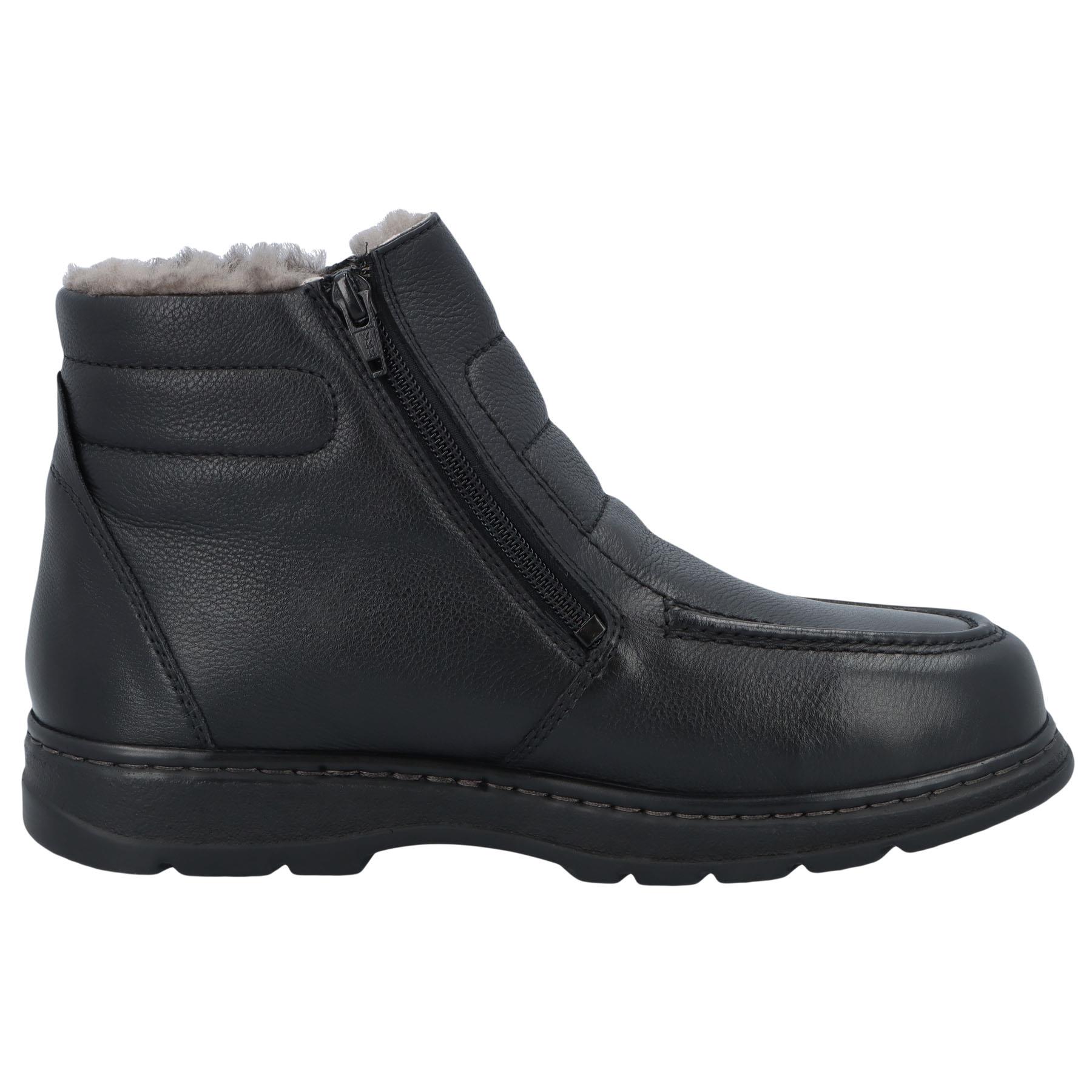 schwarze stiefel seitenansicht rechts