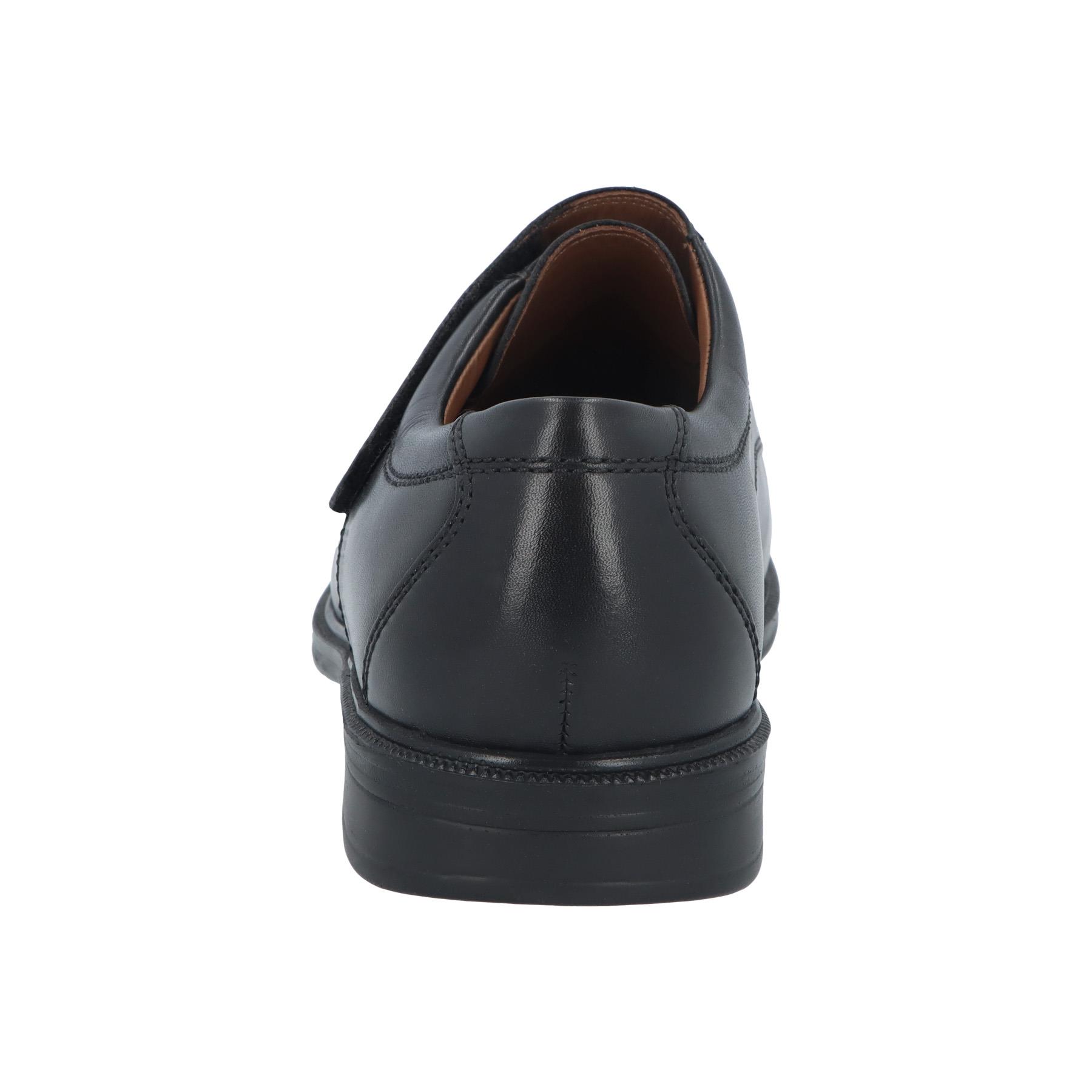 schwarze halbschuh hinteransicht