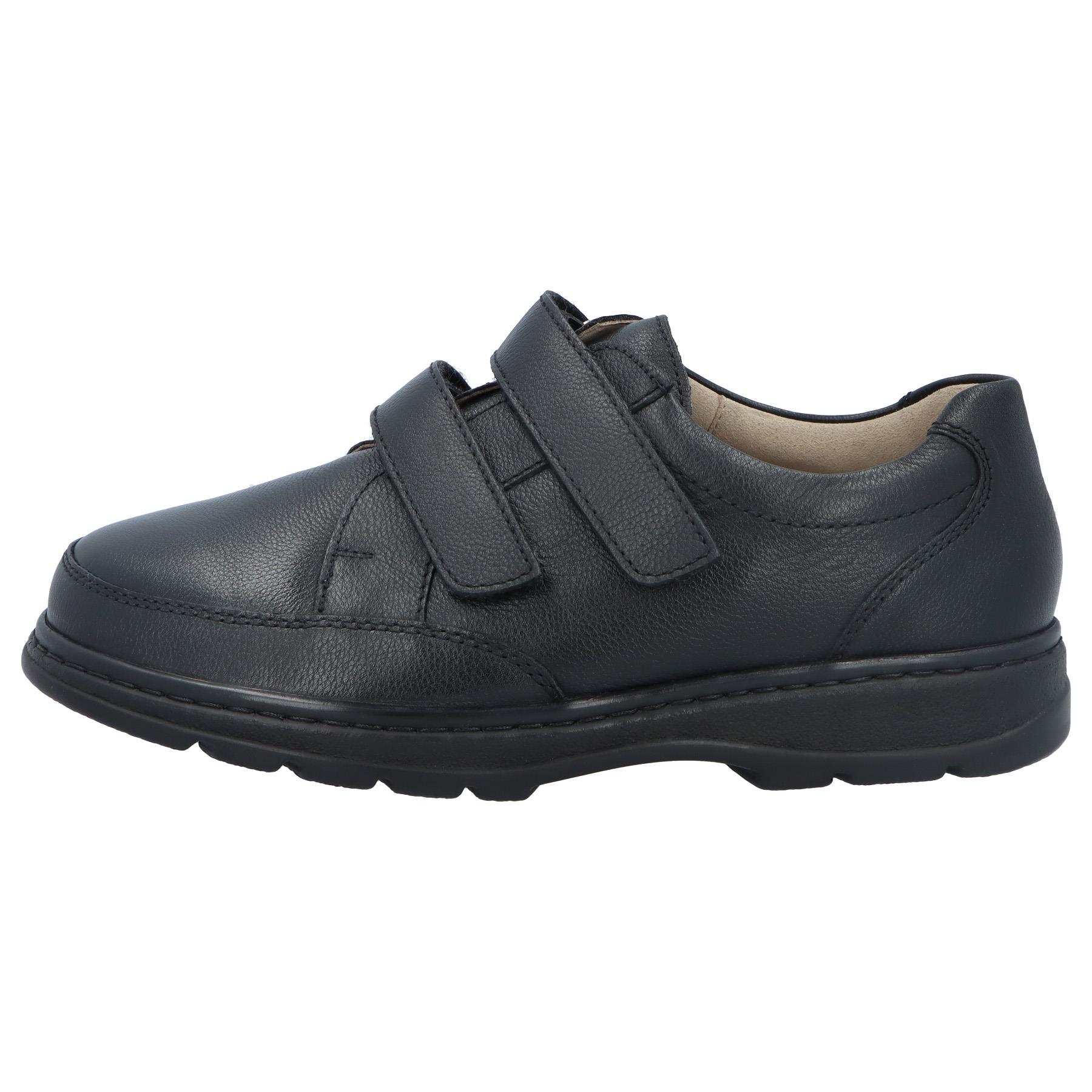 schwarze slipper seitenansicht links