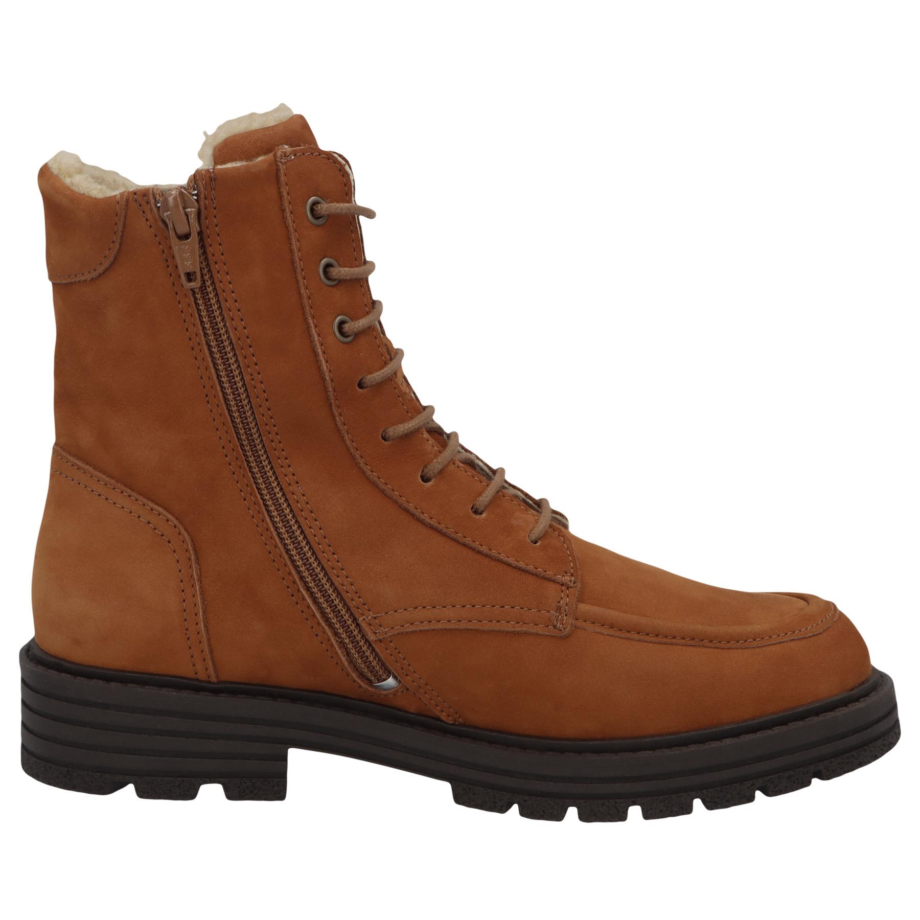 braune stiefel seitenansicht rechts