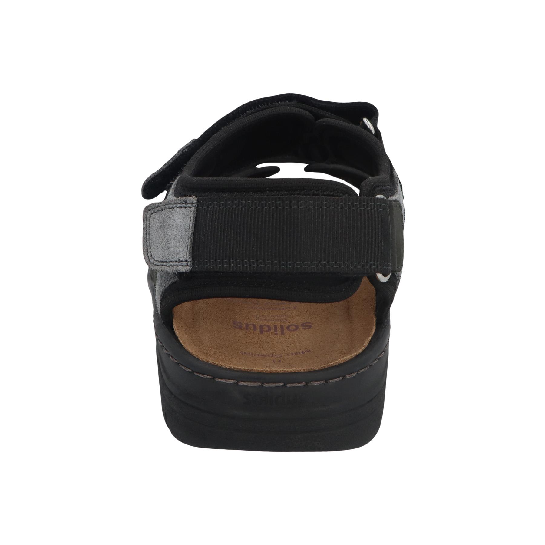 schwarze sandale hinteransicht