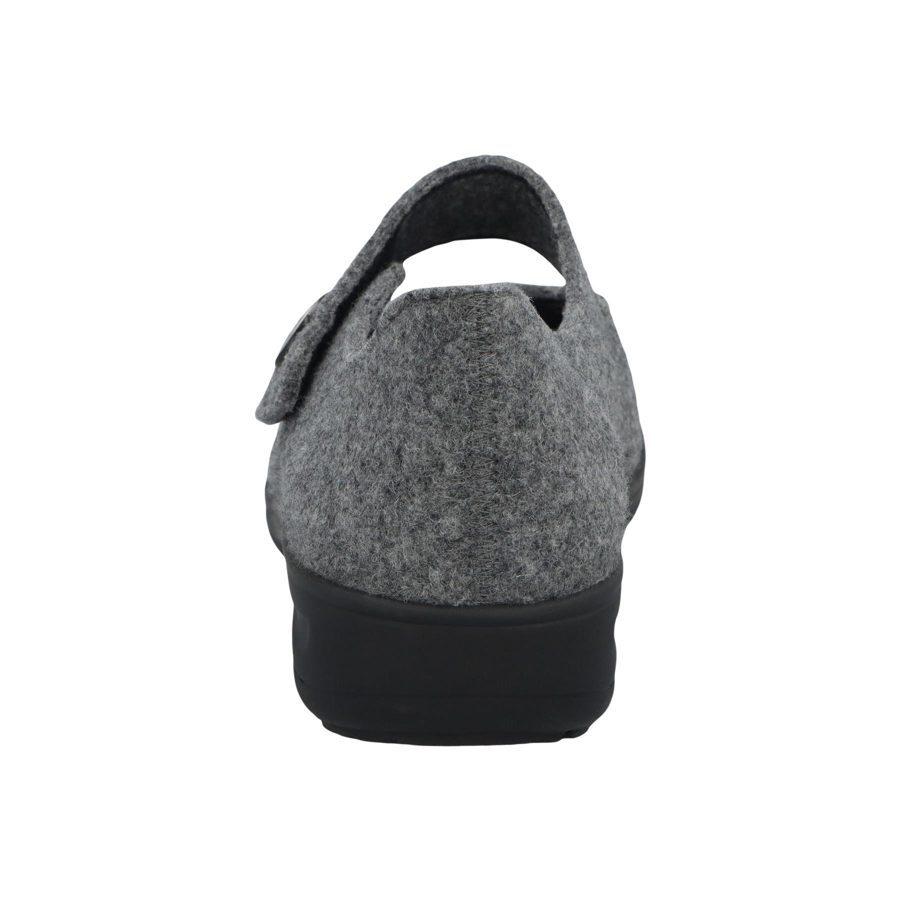 graue slipper hinteransicht
